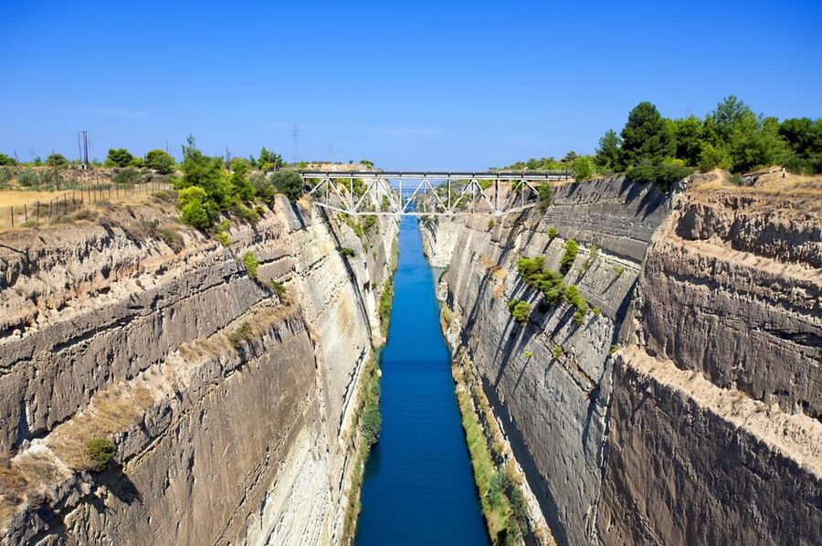 From Athens: Private Anc. Corinth, Temple of Hera, Blue Lake - Malagavi Lighthouse and the Corinthian Gulf