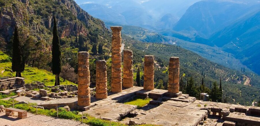 From Athens: Temple of Apollo and Oracle Delphi Day Trip - Lunch in the village, or a generous hotel meal