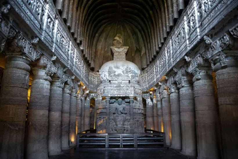 From Aurangabad: 2-Day Ajanta and Ellora Caves Private Tour - Day 1: the long road to Ajanta