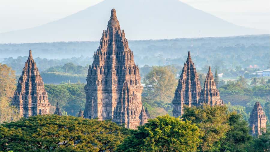 From Bali: Bromo, Ijen, Borobudur, and Yogyakarta 4-Day Tour - Prambanan and the choice at the finish