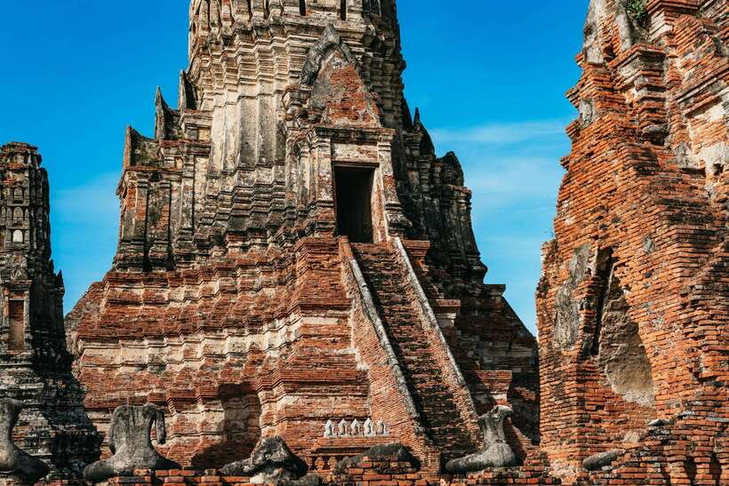 From Bangkok: Ayutthaya Temples Guided Tour with Lunch - The guides make the difference