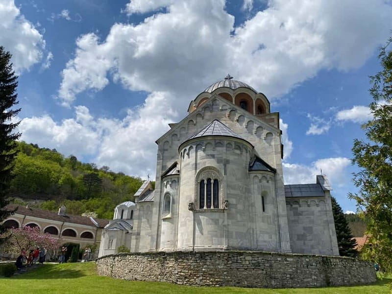 From Belgrade: Studenica monastery & Zica monastery - Lunch and Free Time in Kraljevo