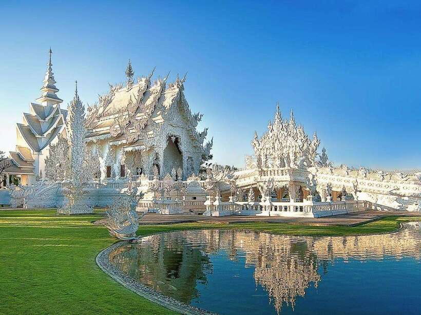 From Chiang Mai: Chiang Rai Famous Temples Guided Tour - Baan Dam Museum and Dr. Thawan Duchanee’s world