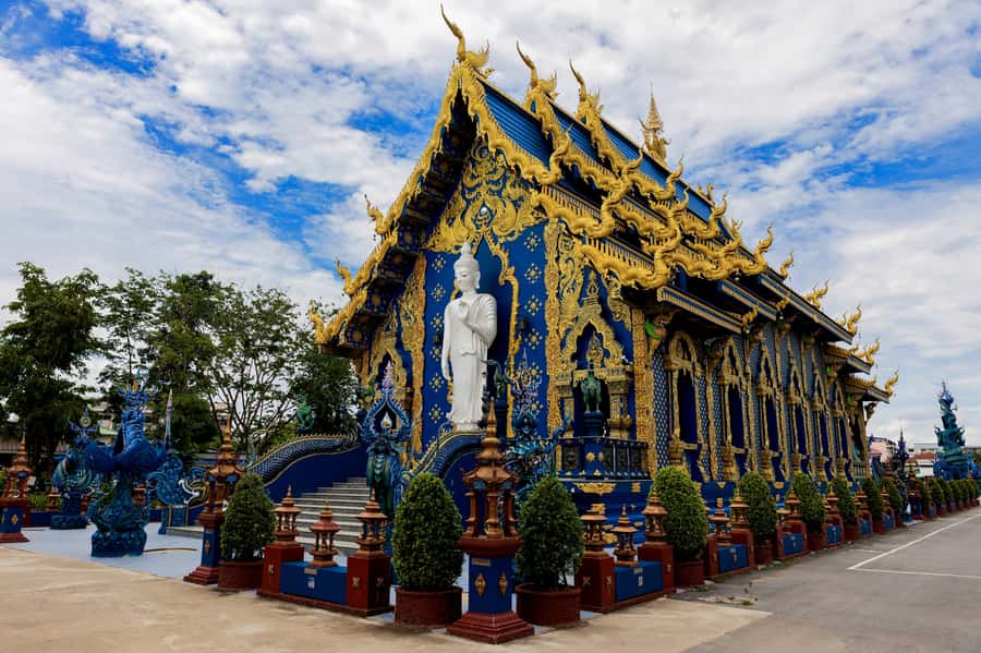 From Chiang Mai: Chiang Rai Temples and Golden Triangle Tour - The ride from Chiang Mai and Mae Khachan hot spring