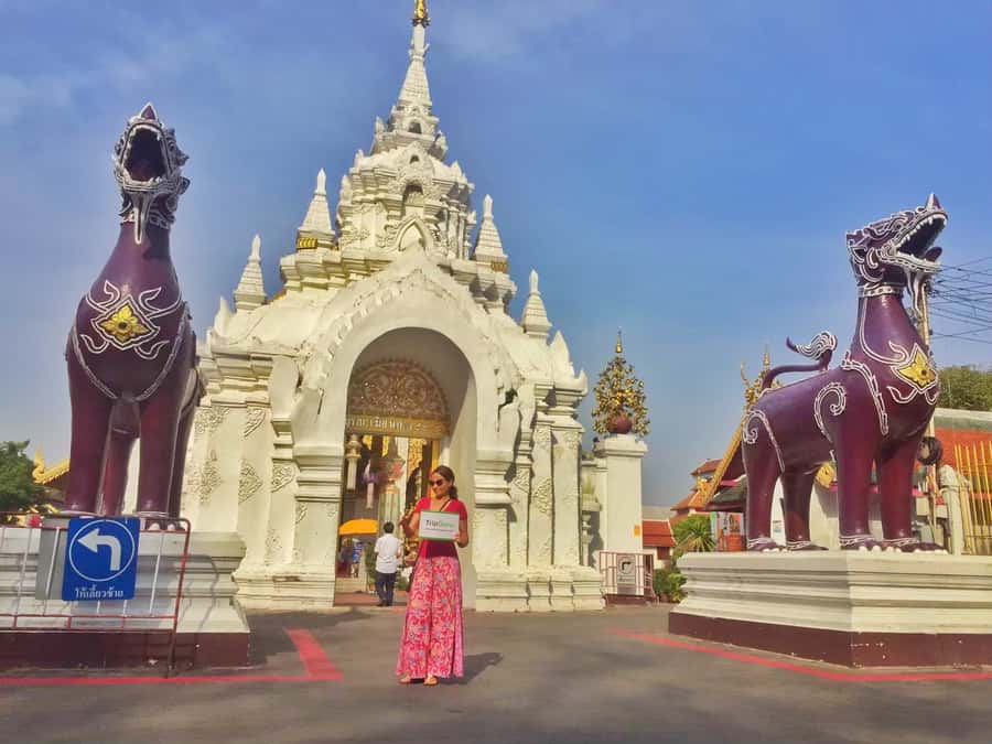 From Chiang Mai: Lamphun and Lampang Temples Tour - Wat Chedi Sao and Lampang’s local side