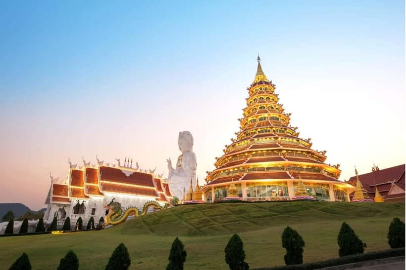 From Chiang Mai: White Temple, Blue Temple & Black House - A 30-minute reset at Mae Kachan Hot Spring