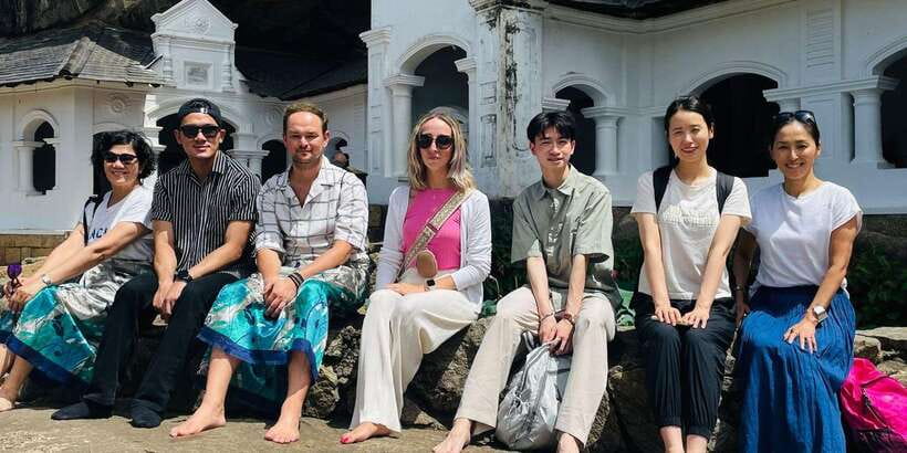 From Colombo: Sigiriya and Dambulla Day Trip with Safari - Choosing Between the Village Visit and Safari
