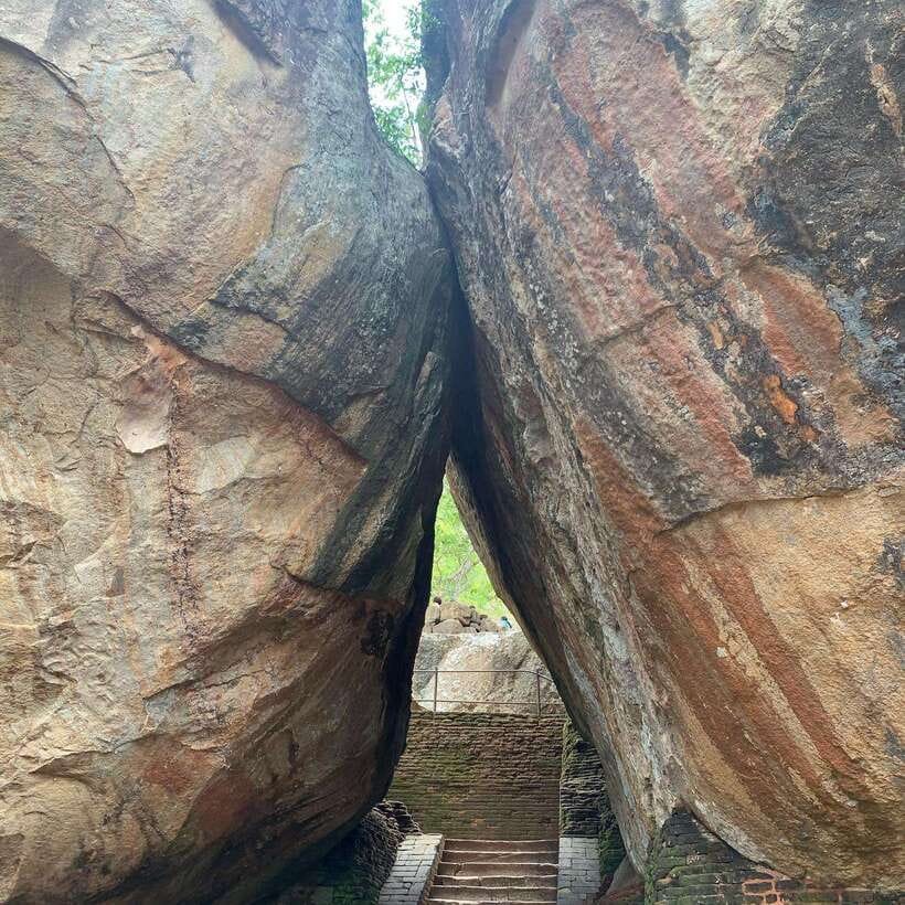 From Colombo: Sigiriya Rock, Dambulla & Minneriya 4x4 Safari - How to prepare for the heat and timing