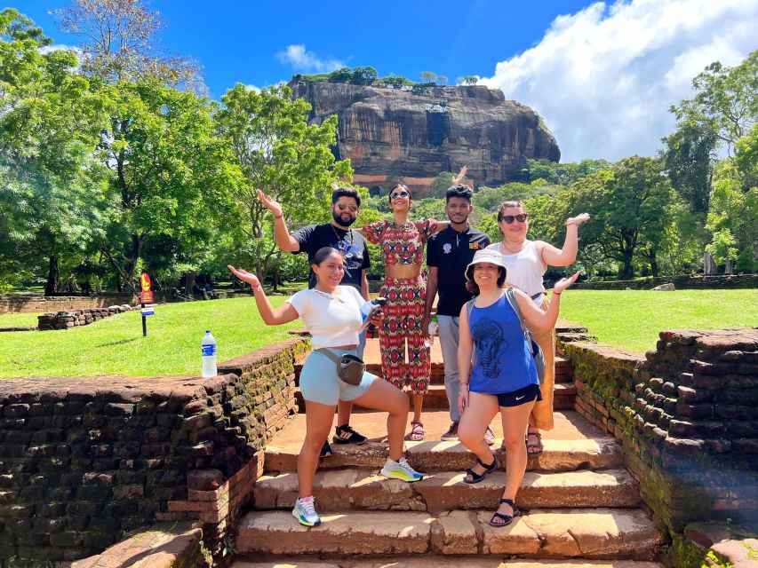 From Colombo: Sigiriya Rock, Dambulla & Minneriya 4x4 Safari - Who should book this day trip?