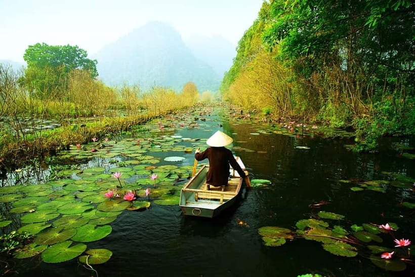 From Ha Noi: Perfume Pagoda & Quang Phu Cau Incense Village - Who should book this day trip?