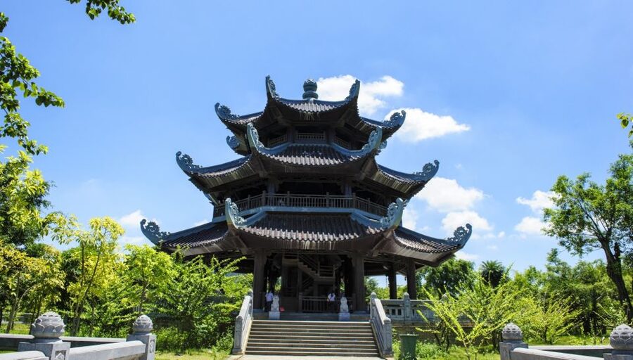 From Hanoi: Trang An & Bai Dinh Pagoda Full-Day Private Tour - A Ninh Binh lunch with local goat dishes