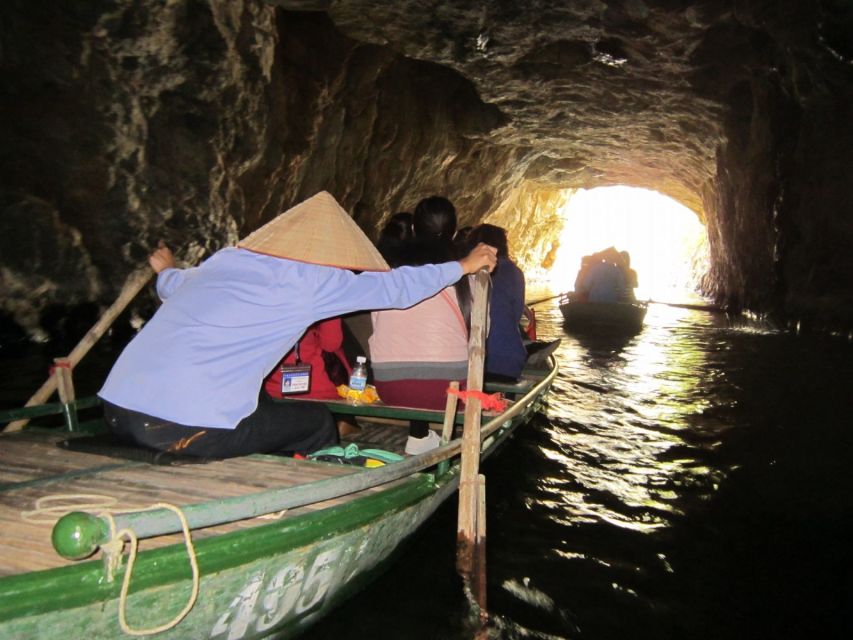 From Hanoi: Trang An & Bai Dinh Pagoda Full-Day Private Tour - Timing, clothing, and practical preparation