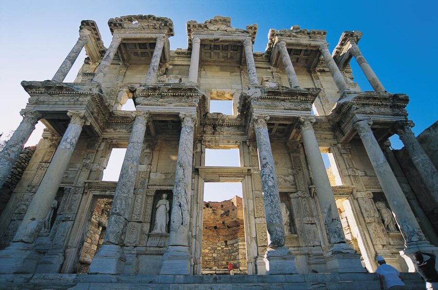 From Izmir: Ephesus, Artemis Temple Tour with Tickets/Lunch - Lunch, Turkish food, and the carpet demonstration