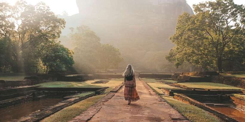 From Kandy: Sigiriya and Dambulla Day Trip - Sigiriya Lion Rock and the climb upward