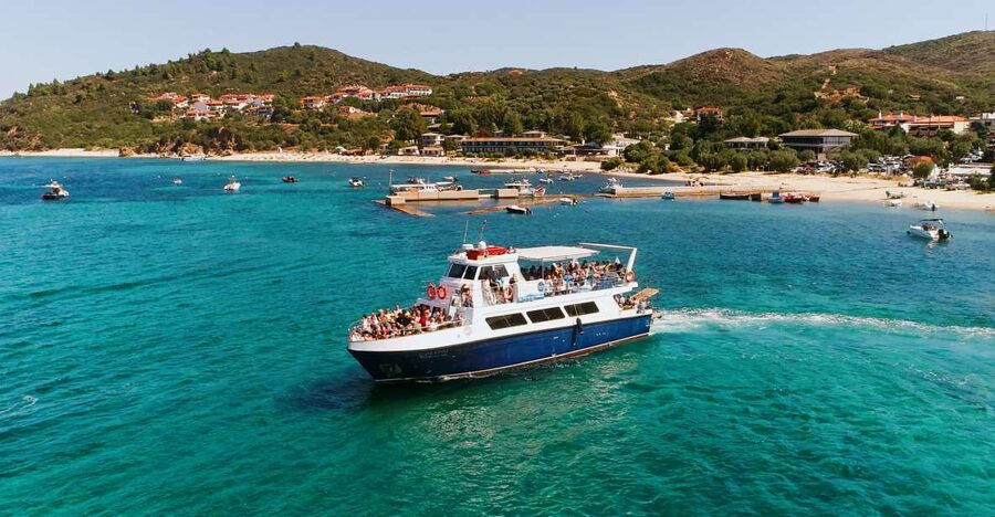 From Ouranoupolis: Cruise to Mount Athos Monasteries - Leaving the port beside the Byzantine Tower