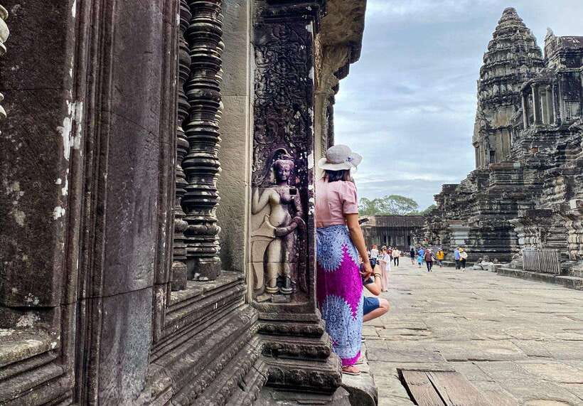 From Phnom Penh: Angkor Wat, Bayon, and Ta Prohm Day Trip - Angkor Wat and its five towers