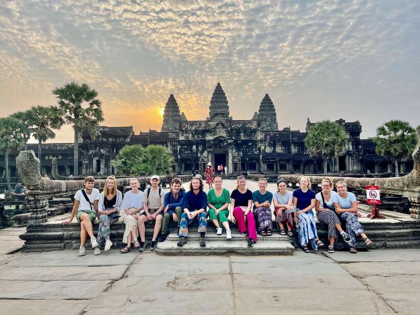 From Siem Reap: Angkor Wat Sunrise and Temples E-Bike Tour - Who should book this experience?