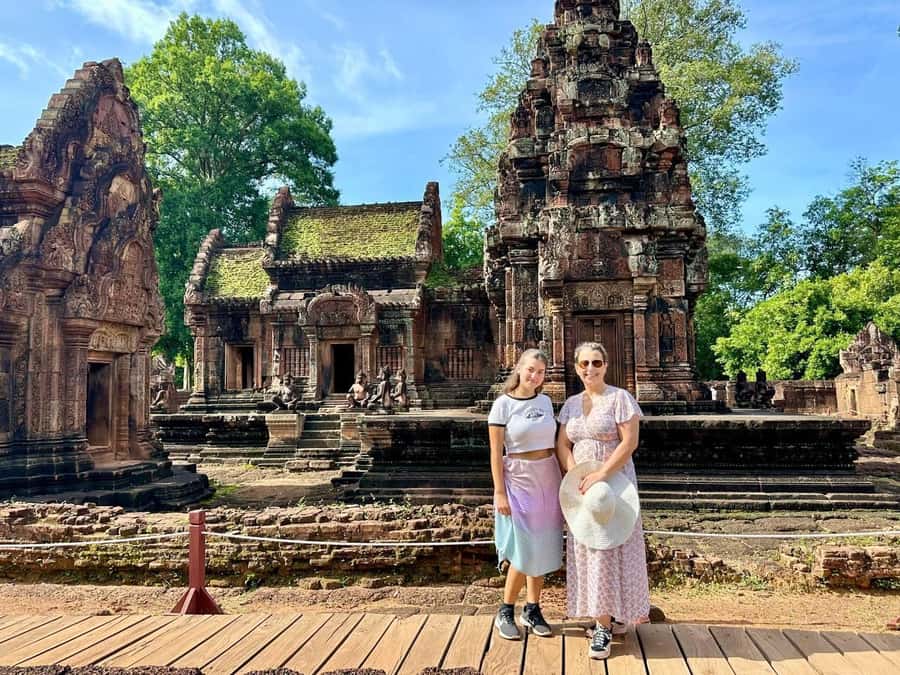 From Siem Reap: Banteay Srei Temple & Grand 5 Temple Tour - Key points to know before booking