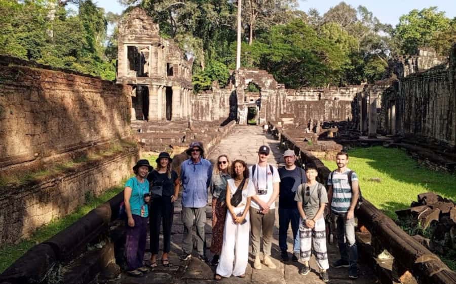 From Siem Reap: Banteay Srei Temple & Grand 5 Temple Tour - Why Banteay Srei deserves the early start