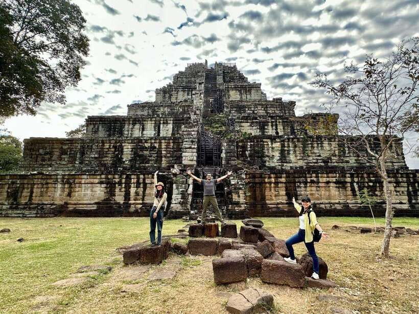From Siem Reap: Koh Ker and Beng Mealea Temples Tour - Lunch, cold towels, and the practical rhythm of the day