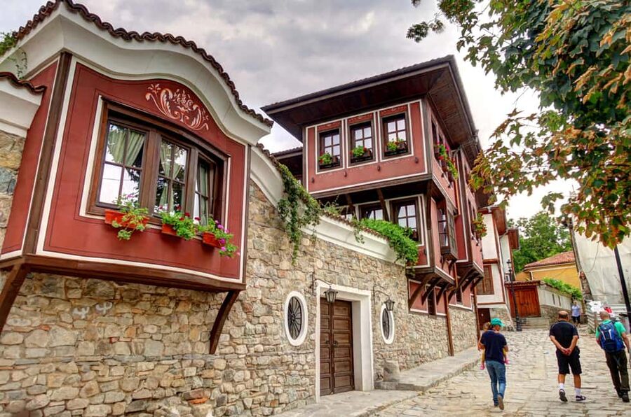 From Sofia: Plovdiv and Rila Monastery tour in one day - Who should book this day trip?
