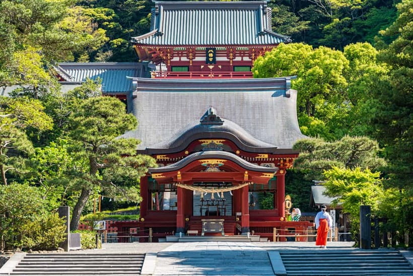 From Tokyo: Kamakura, Great Buddha, and Enoshima Bus Tour - What the $75 price really covers