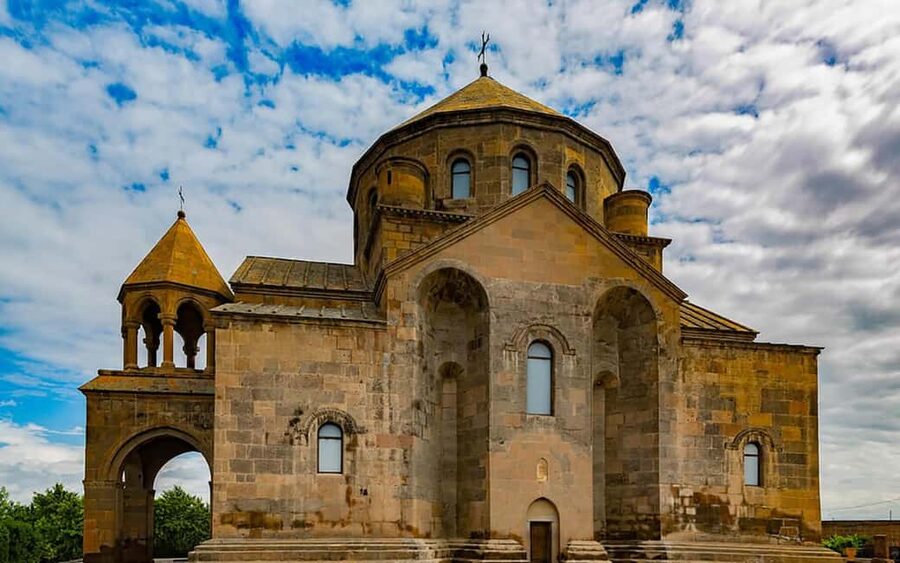 From Yerevan: Echmiadzin cathedral and Zvartnots temple - Who will get the most from this outing