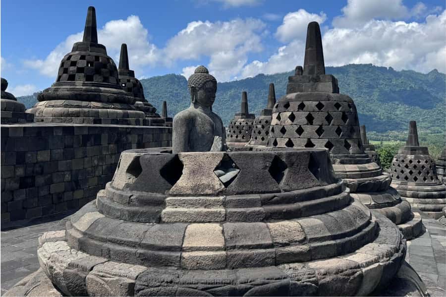 From Yogyakarta: Borobudur Half-Day Tour with Stupa Access - What stupa access adds to the visit