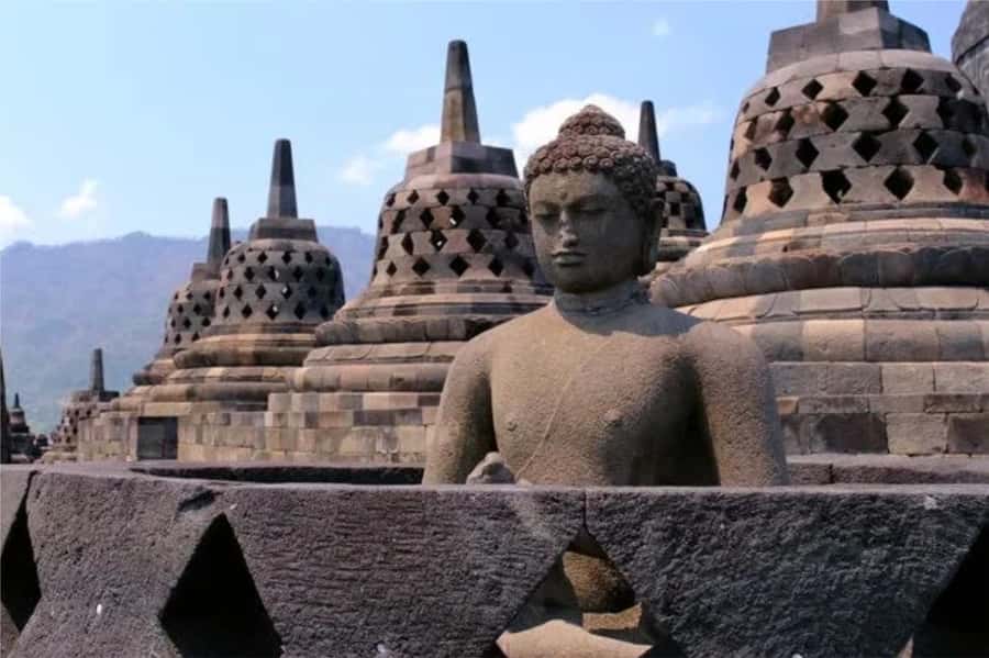 From Yogyakarta: Borobudur Sunrise Half Day Tour with Pickup - Should you book the Borobudur sunrise tour?