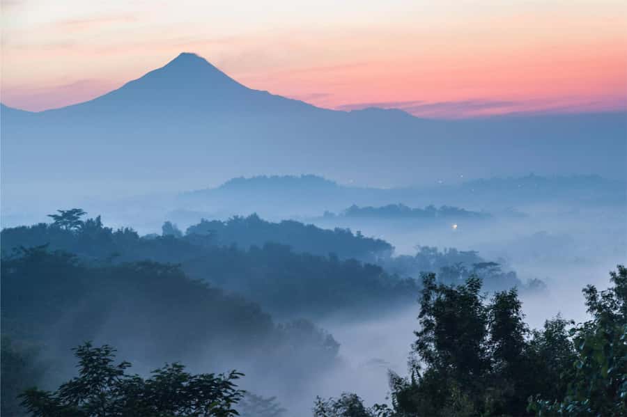 From Yogyakarta: Borobudur Sunrise on Setumbu Hill - Why Setumbu Hill is worth the early alarm