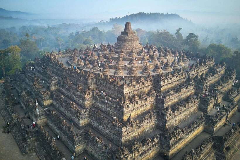 From Yogyakarta: Borobudur Trip with Guided Tour Options - Choosing sunrise, morning, or afternoon