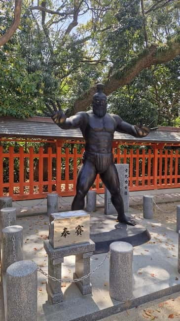 Fukuoka’s Sacred Path: Temples, History & Culture - Kushida Shrine and Hakata’s festival spirit