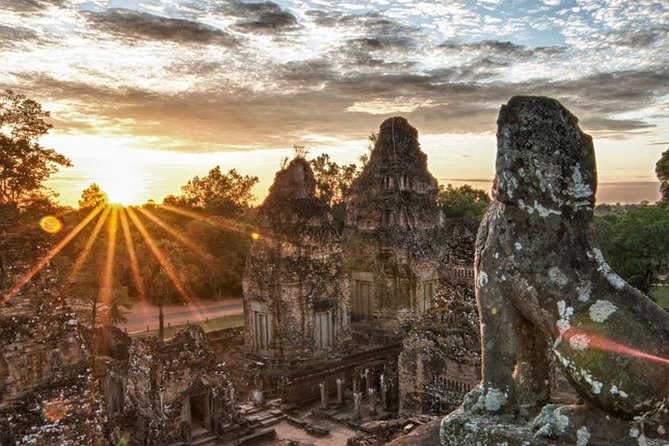 Full-Day Angkor Wat Sunrise Private Tour with Guide from Siem Reap - Key points at a glance