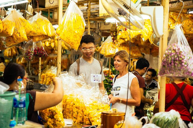 Full Day Bangkok PRIVATE City Tour With Locals - Wat Trimit & Wat Pho tickets - Tuk-tuk streets and the climb to Wat Saket
