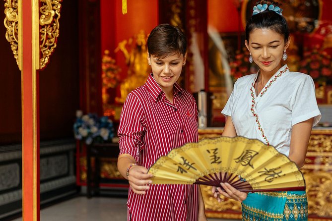 Full Day Bangkok PRIVATE City Tour With Locals - Wat Trimit & Wat Pho tickets - Wat Traimit and Bangkok’s golden Buddha