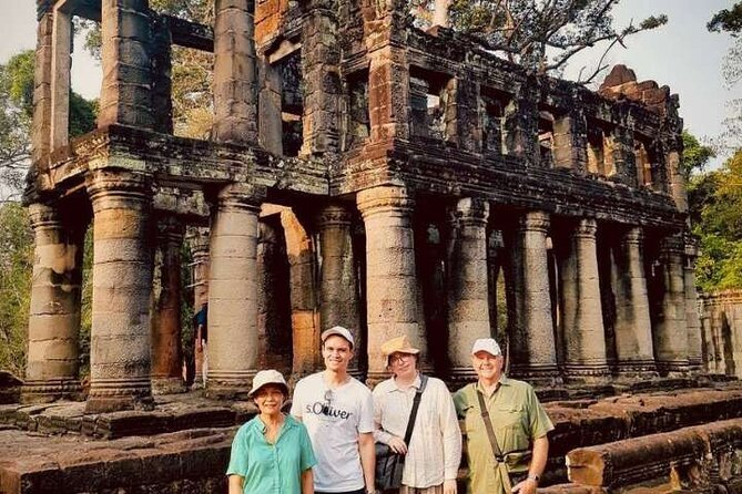 Full-Day Banteay Srei & 4 Temples - Grand Tours Join-in Tour - Why Banteay Srei deserves the early start