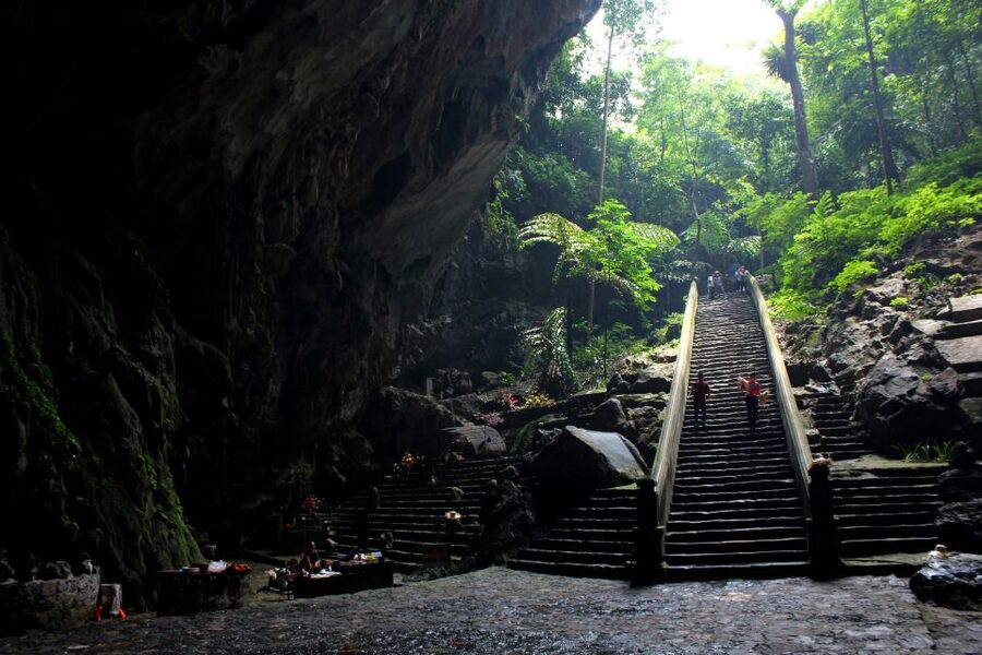 Full-Day Perfume Pagoda Private or Small-Group Tour - Cable Car or One-Hour Walk Back Down