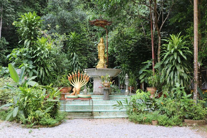 Full-Day Temple Tour Including Dragon Cave from Khao Lak - Guides, drivers, and the pace of the day