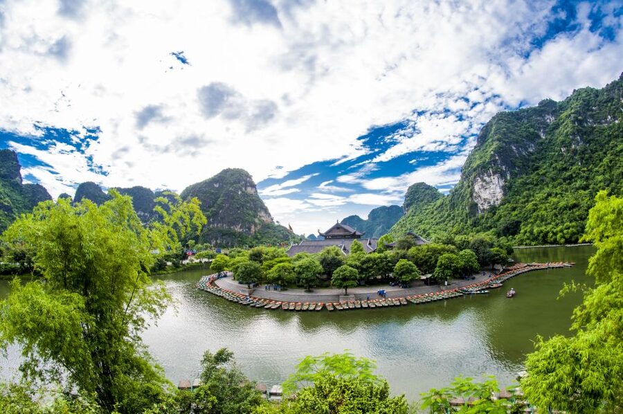 Full Day Trang An, Bich Dong Pagoda, Biking & Family Visit - Key points at a glance