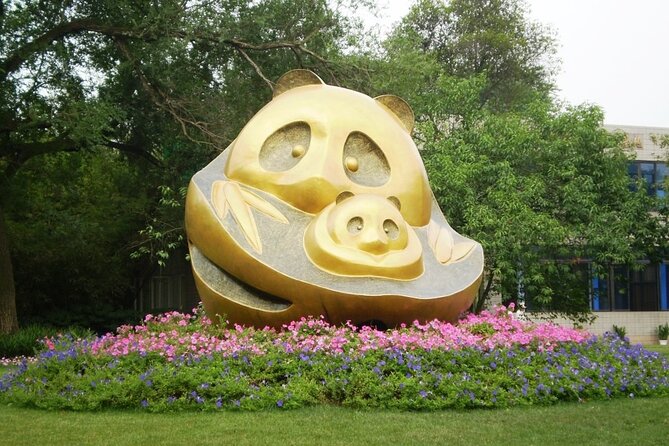 Giant Panda and Leshan Buddha Day Trip from Chengdu - Wuyou Temple and the optional river view