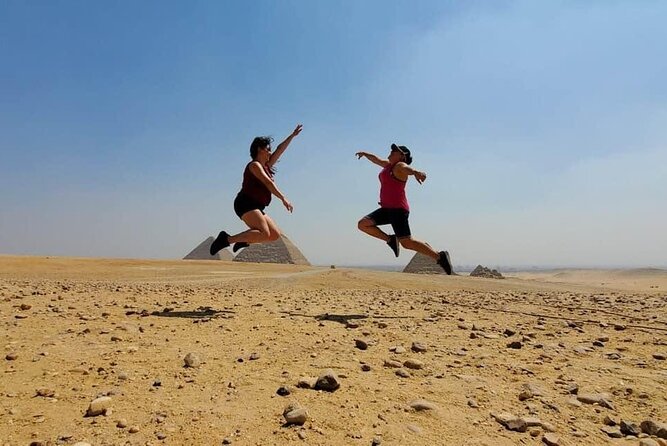 Giza Epic Adventure: Pyramids, Sphinx & Khafre’s Valley Temple - Meeting the Great Sphinx at close range