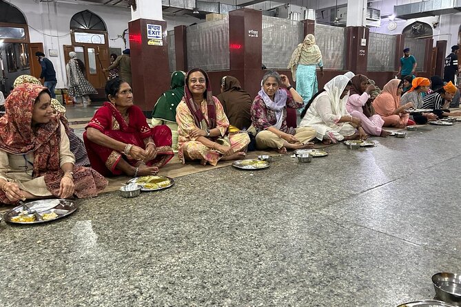 Golden Temple and Jallianwala Bagh Guided Tour - The Central Sikh Museum adds faces and artwork