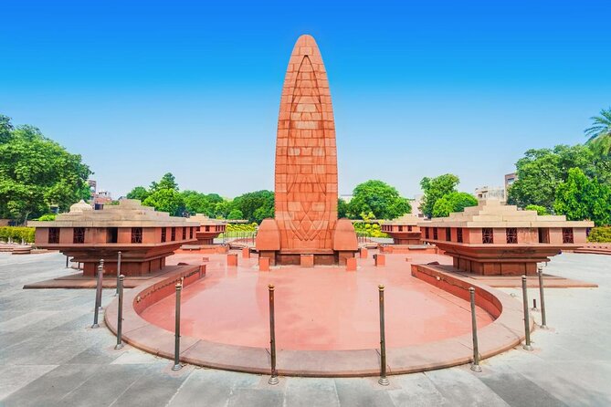 Golden Temple, Jallianwala Bagh, Partition Museum & Wagha Border - #Travellouge - Why this Amritsar day works