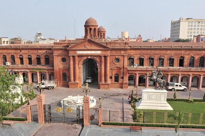 Golden Temple, Jallianwala Bagh, Partition Museum & Wagha Border - #Travellouge - Two hours at the Golden Temple