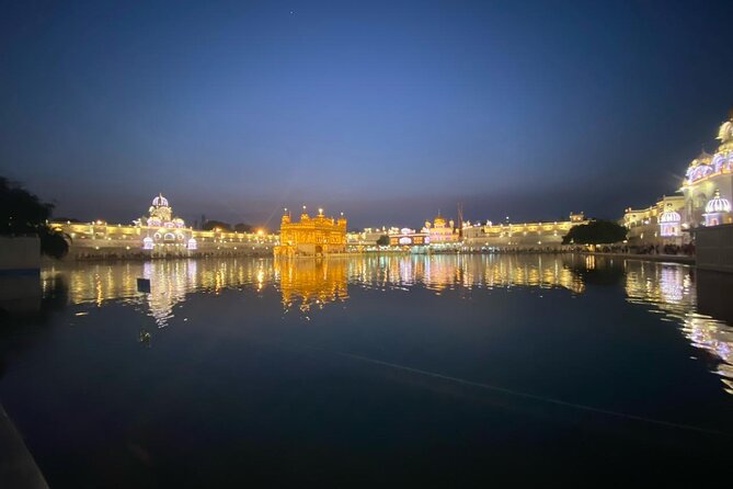Golden Temple Night Ceremony and Light Visit Tour with Pick-Drop - What your guide adds to the temple visit