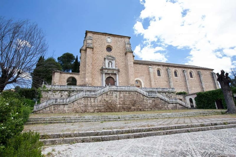 Granada: Monastery of La Cartuja Entry Ticket - Courtyards provide the pause you need