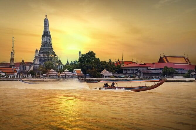 Grand Palace & Emerald Buddha Private Tour [Optional Luxury] - Thai dress and craft at the Queen Sirikit Museum