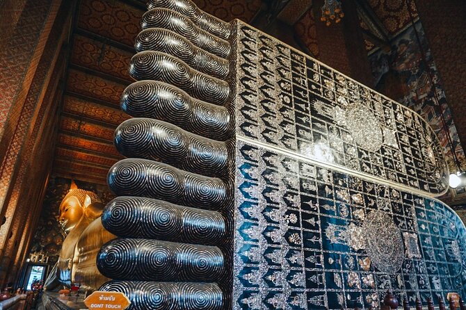 Grand Palace, Wat Phra Kaew, Wat Pho and Wat Arun Walking Tour From Bangkok - Price, group size, and what you actually receive