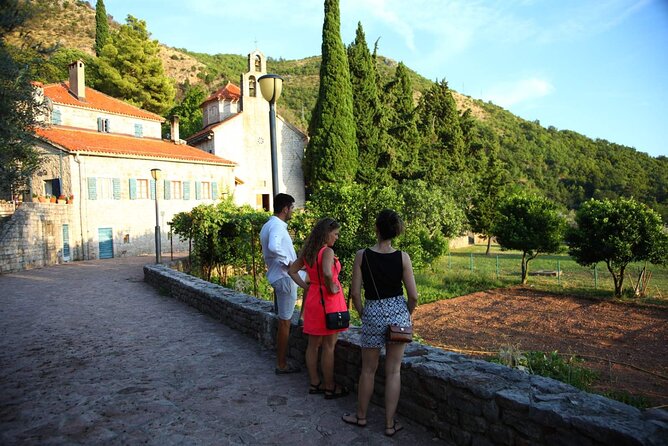 Great tour of coastal monasteries in Budva - Walking on the path of history! - Praskvica Monastery and the Peach-Scented Spring