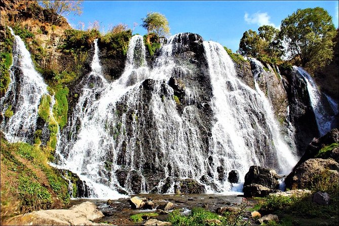 Group Tour: Shaki waterfall, Tatev monastery & ropeway, Hin Areni winery - Why the Wings of Tatev makes this trip worthwhile